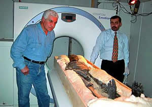 In Mysteries of Tutankhamun Revealed verranno presentati anche i recenti studi sulla mummia del re Tutankhamon