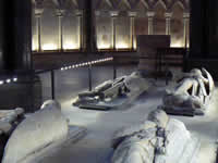 Temple Church è uno dei luoghi a Londra dove Dan Brown ha immaginato il suo Codice da Vinci Temple Church è uno dei luoghi a Londra dove Dan Brown ha immaginato il suo Codice da Vinci