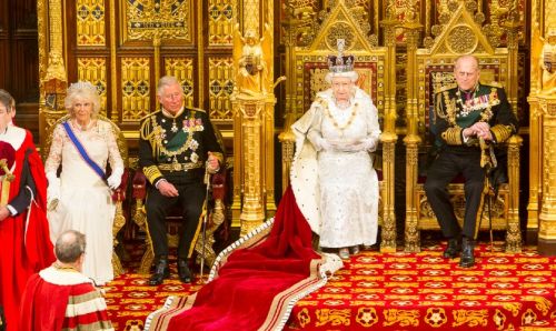 I reali presiedono ogni anno all'apertura del Parlamento inglese