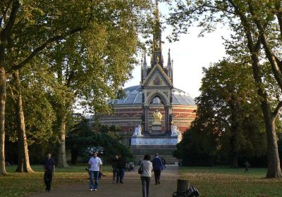Albert Memorial a Kensington Gardens