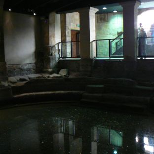 Un interno delle terme Romane di Bath.