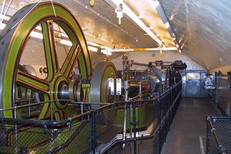 Tower Bridge Exhibition: i motori del ponte levatoio