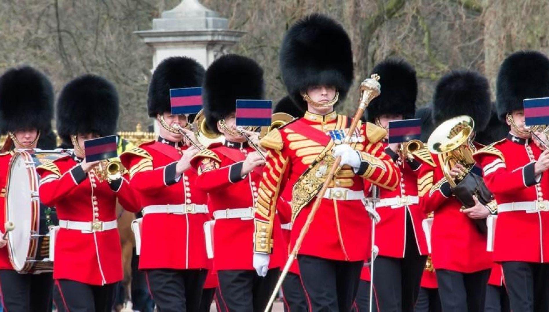 Cambio della Guardia Londra