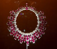Installation view of Cartier at V&A South Kensington (12 April-16 November 2025) (c) Victoria and Albert Museum, London