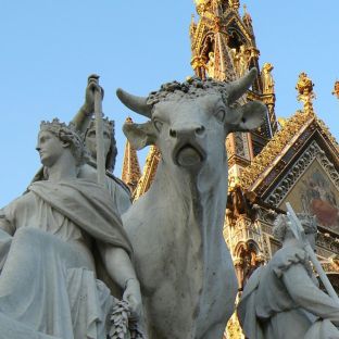 Albert Memorial a Kensington Gardens