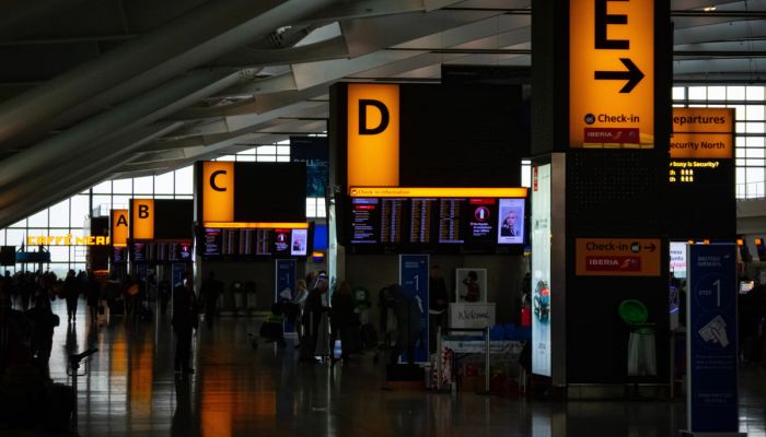 I controlli aeroportuali a Londra