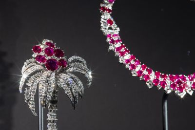 Installation view of Cartier at V&A South Kensington (12 April-16 November 2025) (c) Victoria and Albert Museum, London