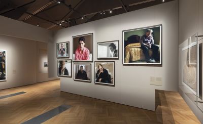 Installation images of 'Fragile Beauty' at V&A South Kensington © Victoria and Albert Museum, London