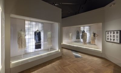 Una vista della mostra Chanel