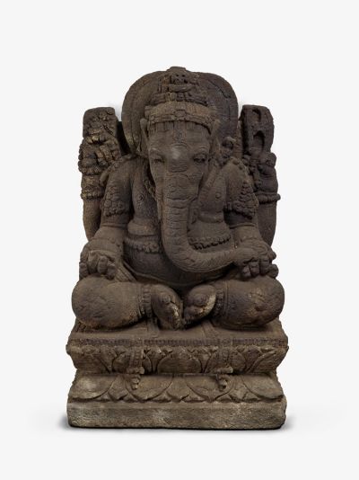 Ganesha made in Java from
volcanic stone, about AD 1000–1200